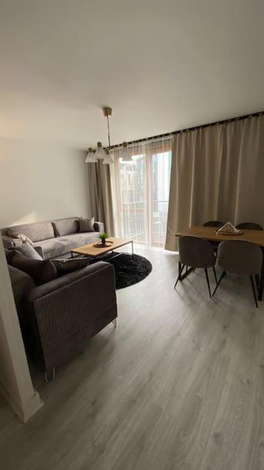 Stunning Modern 2Bed Apt Near Dublin City& Airport Екстериор снимка